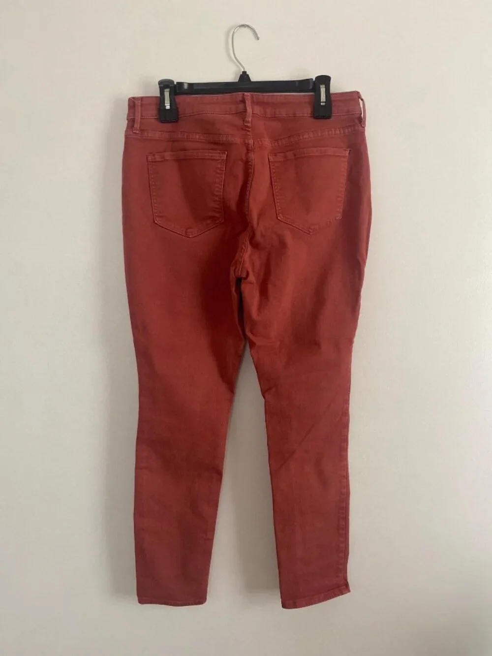 Old Navy Rockstar Mid-Rise Super Skinny Jeans Women's Size 14 Rust Red - Picture 4 of 6